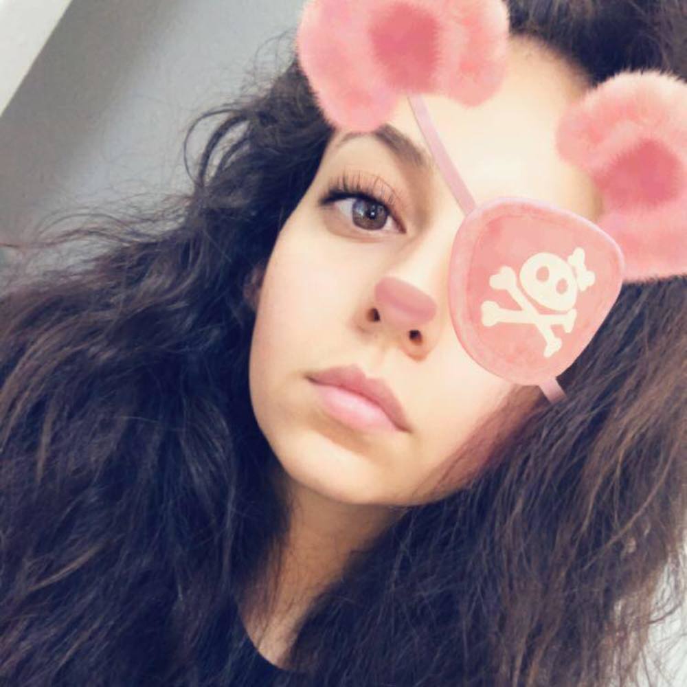 Meet your Posher, Yasmine